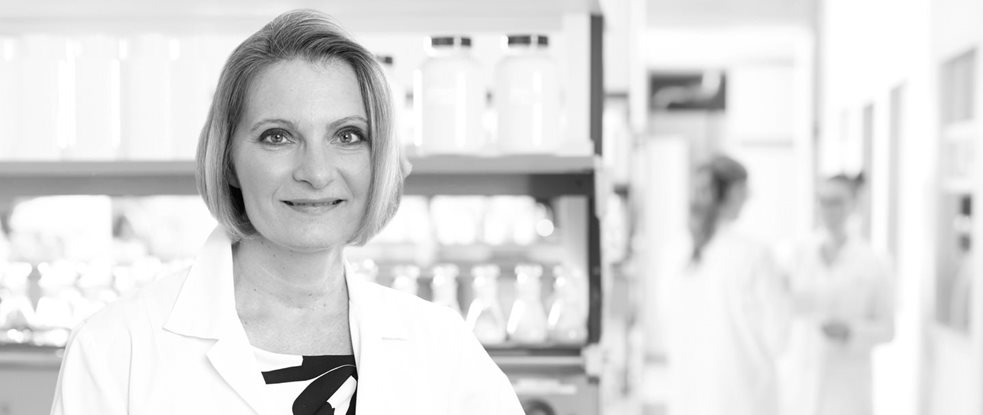 Az Eucerin® kutatója a laboratóriumban